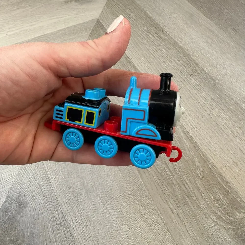 Thomas the Train Mega Bloks Toy 3 Pieces Tank Engine Building Blocks